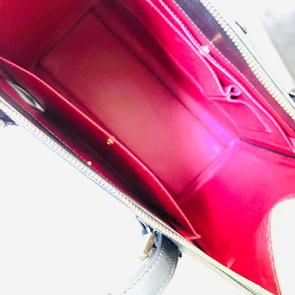 Armani handbag black New with all bags, Tags, n Certificate. - Picture 13 of 13